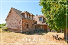 Exceptional 9-room house for sale in SAINT VITTE (18)