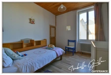 Maison à vendre 9 pièces VESDUN (18)
