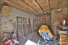Cher department (18), for sale - house, barn and garden - 6 rooms, 110 m2