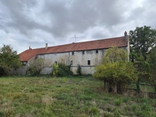 8-room bourgeois house in MAISONNAIS (18)