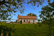 Propriete à vendre 4 pièces VALLON EN SULLY (03)