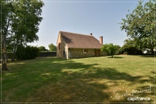 Charmante maison berrichonne avec grand terrain REIGNY (18)