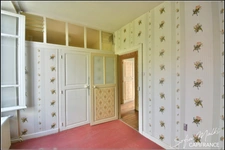 Maison à vendre 8 pièces +  grange PREVERANGES (18)