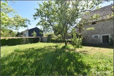 Cher department (18), for sale - house, barn and garden - 6 rooms, 110 m2