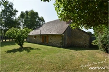 Charmante maison berrichonne avec grand terrain REIGNY (18)