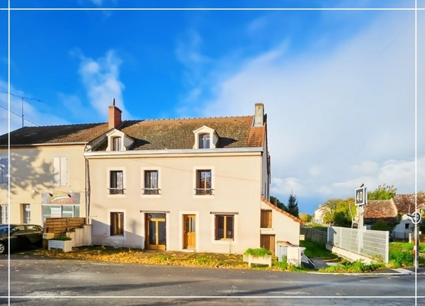 Immeuble à vendre HURIEL (03) Grande maison avec deux logements