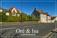 Maison de plain-pied type loft avec jardin paysagé, garage et fort potentiel – Culan