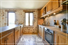 Exceptional 9-room house for sale in SAINT VITTE (18)