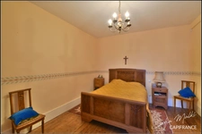 Cher department (18), for sale - house, barn and garden - 6 rooms, 110 m2