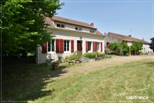 8-room bourgeois house in MAISONNAIS (18)