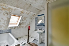 Immeuble à vendre HURIEL (03) Grande maison avec deux logements