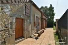 Charmante maison berrichonne avec grand terrain REIGNY (18)