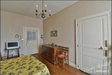 Cher department (18), for sale - house, barn and garden - 6 rooms, 110 m2