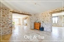 Exceptional 9-room house for sale in SAINT VITTE (18)