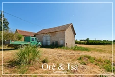 Exceptional 9-room house for sale in SAINT VITTE (18)