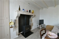 Charmante maison berrichonne avec grand terrain REIGNY (18)