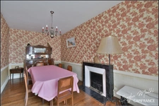 Cher department (18), for sale - house, barn and garden - 6 rooms, 110 m2