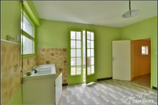 Maison à vendre 8 pièces +  grange PREVERANGES (18)
