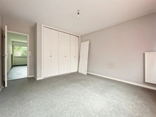 Dijon, Proche Centre-ville Appartement Type 4 Traversant de 82m2
