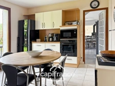 Superbe maison familiale de 175 m² sur terrain arboré de 1209m² !