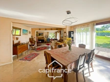 Prestigious House – Montagne-Sainte-Anne, Dijon