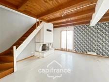 Maison à rénover avec grand terrain 