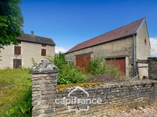 Ensemble immobilier à rénover 