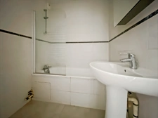 Dijon, Proche Centre-ville Appartement Type 4 Traversant de 82m2