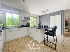 Maison d'Architecte 175m2 1464m2 de terrain clos et arboré