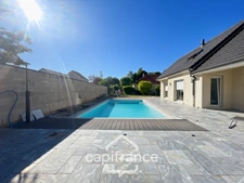 Maison contemporaine lumineuse de 160 m² avec piscine et fort potentiel 