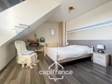 Superbe maison familiale de 175 m² sur terrain arboré de 991 m² !