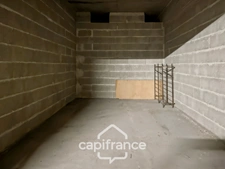 Dijon – Garage fermé de 13 m² dans résidence sécurisée, proche gare