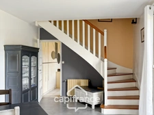 Superbe maison familiale de 175 m² sur terrain arboré de 1209m² !