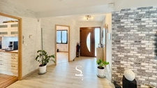 HOERDT - Maison avec piscine et véranda, à proximité de Strasbourg - À VENDRE