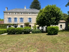 Demeure de caractère au cœur de la Saintonge boisée - Montguyon (17)