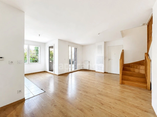 Appartement T3 en duplex avec terrasse au cœur des Bassins à flot - Bordeaux (33)
