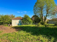 Some homes captivate for what they are, others for everything they have the potential to become - Vanzac (Charente)