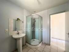 Ensemble immobilier de 131 m² - Terrain constructible et fort potentiel - Chepniers (17)