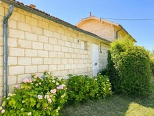 Maison en pierre avec piscine au cœur du Bourgeais - Entre pierre, lumière et nature - Lansac (33)