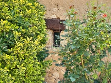 Maison de campagne avec jardin clos et garage indépendant - Brossac (16)
