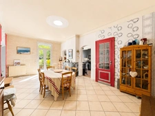 Stone house with swimming pool in the heart of the Bourgeais - Between stone, light and nature - Lansac (33)