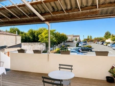 Immeuble de rapport 189 m² entièrement loué - Près de 8 % brut - Pons (17)