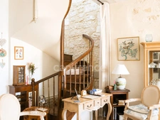 Immeuble de rapport 189 m² entièrement loué - Près de 8 % brut - Pons (17)
