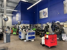 Franchise Auto Center for Sale with High Profitability - Cavignac (33)