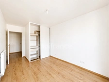 Three-bedroom duplex apartment with terrace in the heart of the Bassins à flot - Bordeaux (33)
