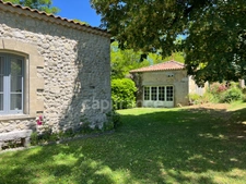 Demeure de caractère au cœur de la Saintonge boisée - Montguyon (17)