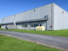 Industrial and Logistics Facility - 7,160 sqm on 5.1 hectares - N10 Access - Chevanceaux (France)