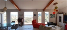 HYERES (83) Maison individuelle vue mer avec terrasse sur 5 000 m² de terrain/double garage