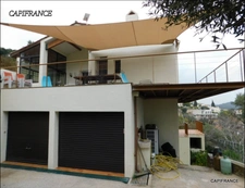 HYERES (83) Maison individuelle rénovée vue mer avec terrasse sur 5 000 m² de terrain/double garage