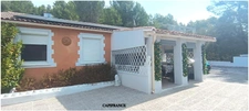 LE VAL (83) Maison de plain-pied rénovée avec photovoltaïque, terrain plat et garage